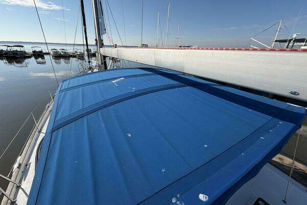 Beneteau 57 Center Cockpit Yacht For Sale