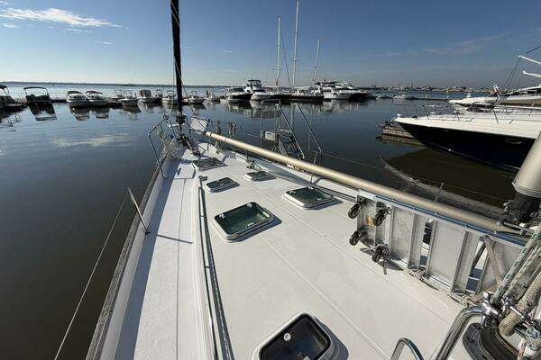 Beneteau 57 Center Cockpit Yacht For Sale