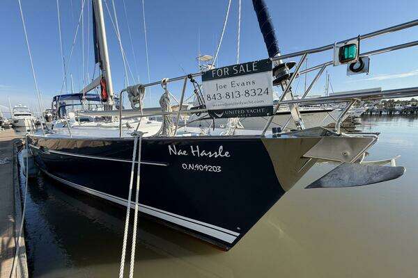 Beneteau 57 Center Cockpit Yacht For Sale