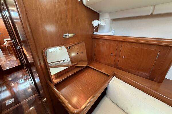Beneteau 57 Center Cockpit Yacht For Sale