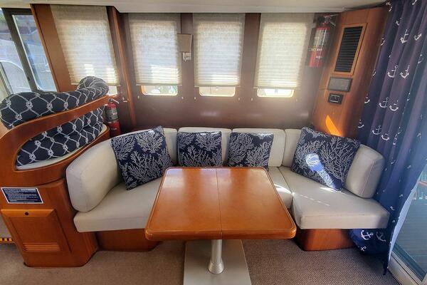 Kissed Some Frogs 42ft Beneteau Yacht For Sale