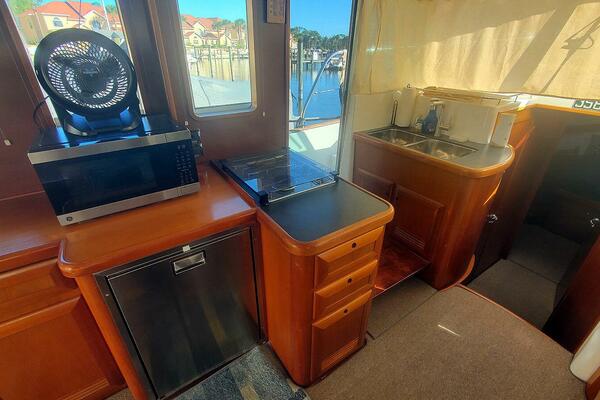 Kissed Some Frogs 42ft Beneteau Yacht For Sale