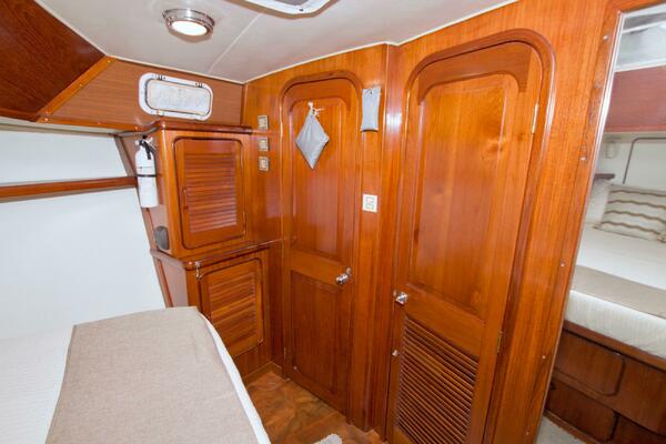 Moonlighter 44ft Gulfstar Yacht For Sale