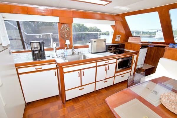 Moonlighter 44ft Gulfstar Yacht For Sale