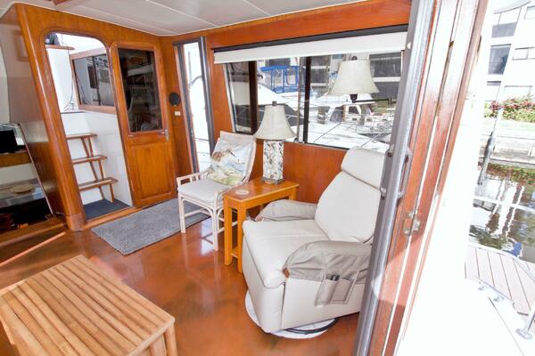 Moonlighter 44ft Gulfstar Yacht For Sale