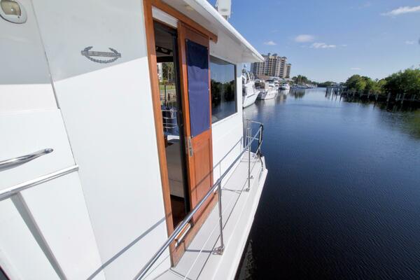 Moonlighter 44ft Gulfstar Yacht For Sale