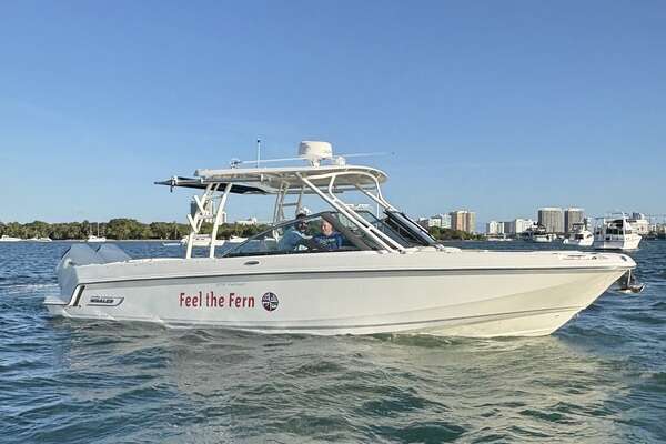 27-ft-Boston Whaler-2020-270 Vantage- North miami Florida United States  yacht for sale