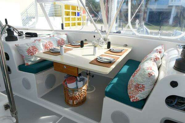 Maine Cat MC 41 Yacht For Sale