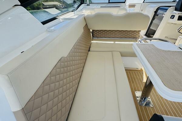 Island Jewel 36ft Aquila Yacht For Sale