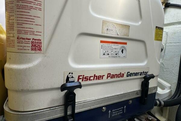 Island Jewel 36ft Aquila Yacht For Sale