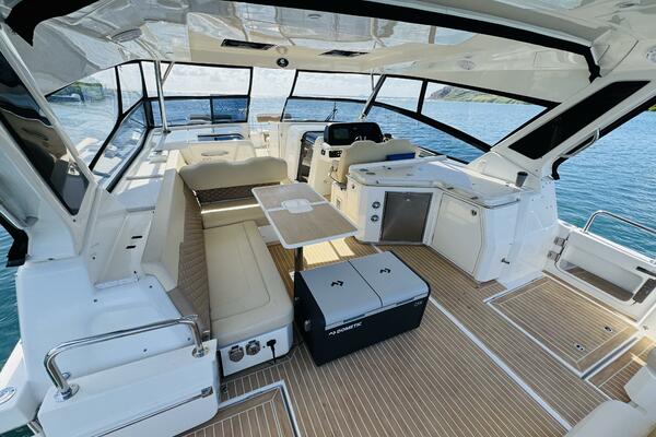 Island Jewel 36ft Aquila Yacht For Sale