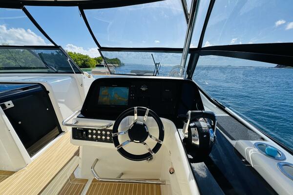 Island Jewel 36ft Aquila Yacht For Sale