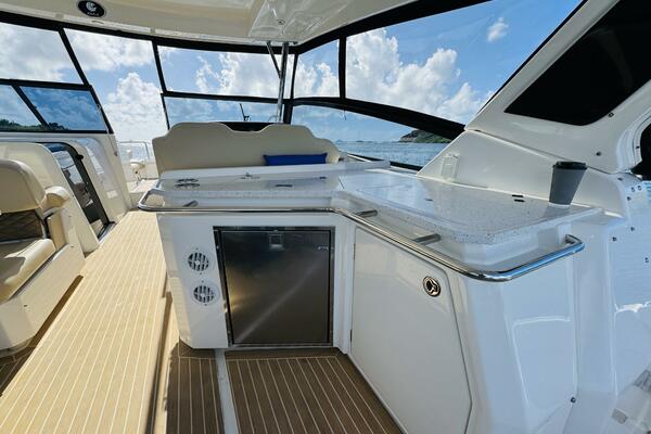 Island Jewel 36ft Aquila Yacht For Sale