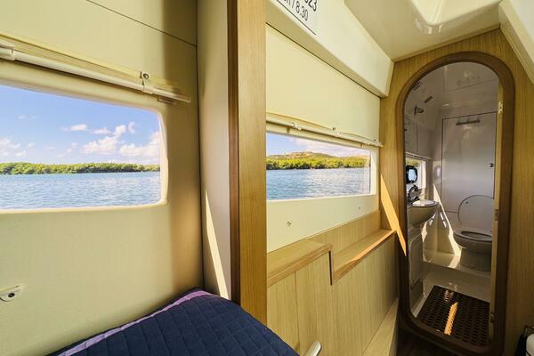 Island Jewel 36ft Aquila Yacht For Sale