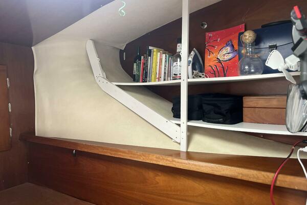 SEA GLASS 43ft Fountaine Pajot Yacht For Sale