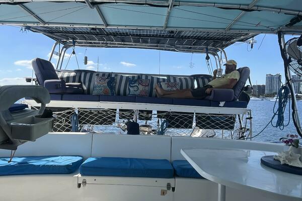 SEA GLASS 43ft Fountaine Pajot Yacht For Sale