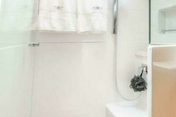 Palm Beach Motor Yachts GT50 Yacht For Sale