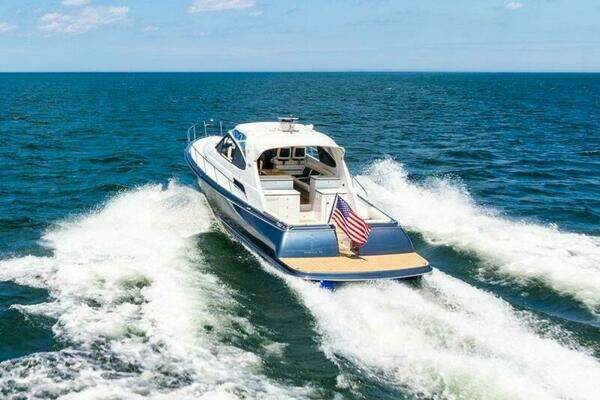 Palm Beach Motor Yachts GT50 Yacht For Sale