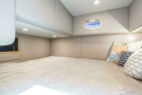 Palm Beach Motor Yachts GT50 Yacht For Sale