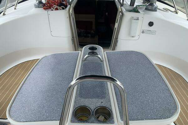 Hunter 45DS Yacht For Sale
