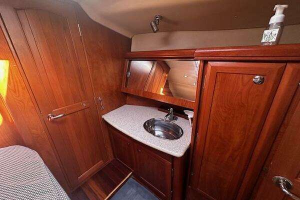 Hunter 45DS Yacht For Sale