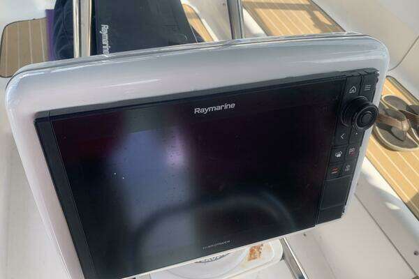 Hunter 45DS Yacht For Sale