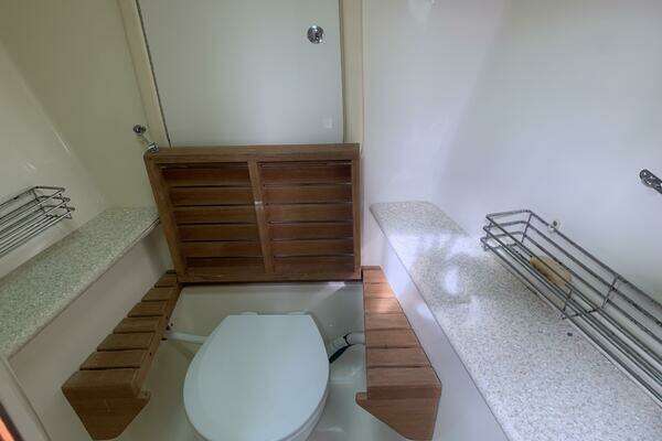 Hunter 45DS Yacht For Sale