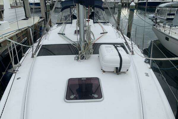Hunter 45DS Yacht For Sale