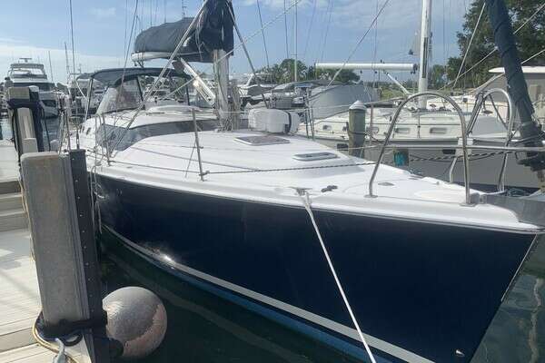 45-ft-Hunter-2011-45DS-Just Sayin Long Boat Key Florida United States  yacht for sale