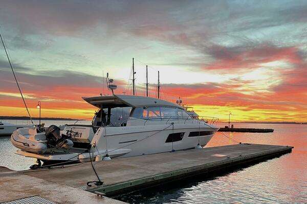 Prestige 500S Yacht For Sale