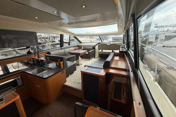 Top Nach 50ft Prestige Yacht For Sale