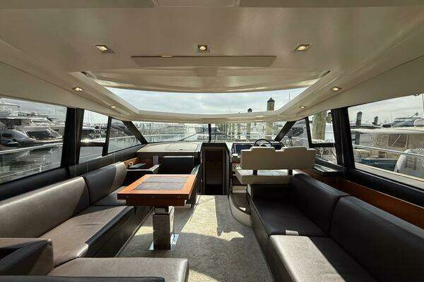 Prestige 500S Yacht For Sale