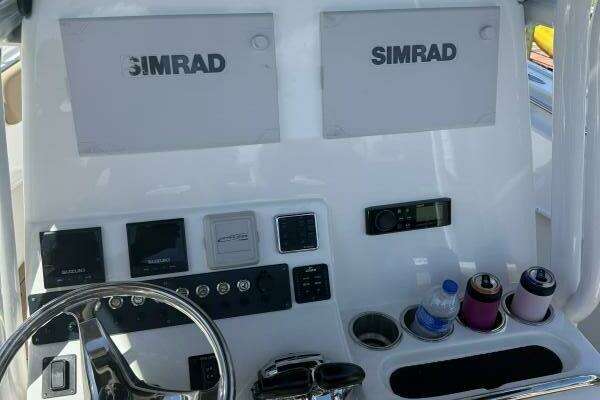 Photo of the 2019 Cape Horn 27 XS