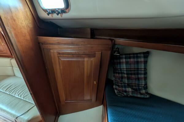 Thistle 37ft Tartan Yacht For Sale