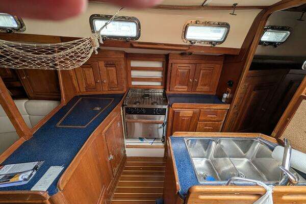 Tartan 3700 Yacht For Sale