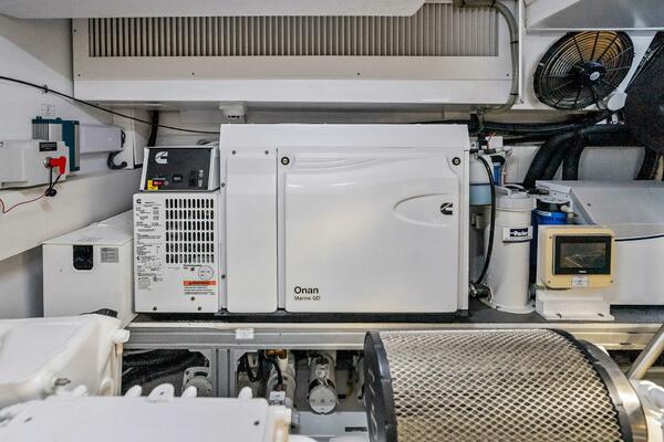 SANTA MARIA 72ft Ferretti Yachts Yacht For Sale