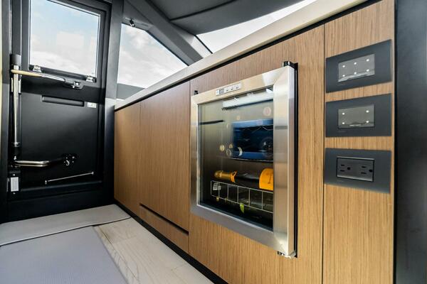 SANTA MARIA 72ft Ferretti Yachts Yacht For Sale