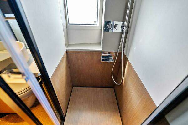 Ferretti Yachts 720 Yacht For Sale