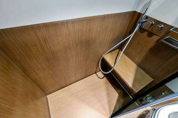 Ferretti Yachts 720 Yacht For Sale