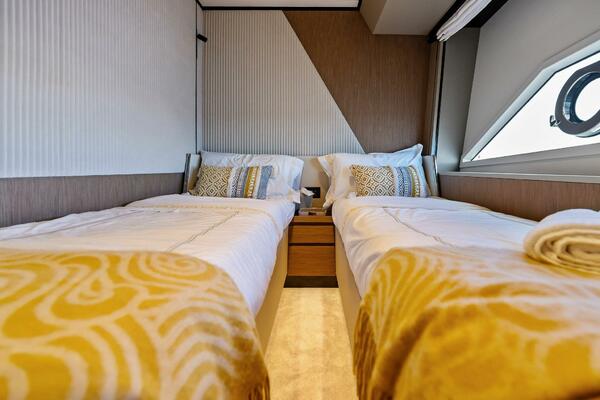 SANTA MARIA 72ft Ferretti Yachts Yacht For Sale