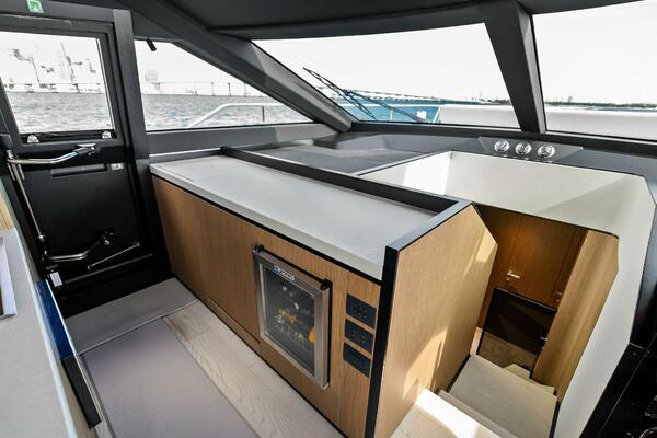 SANTA MARIA 72ft Ferretti Yachts Yacht For Sale