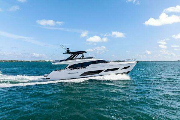 Ferretti Yachts 720 Yacht For Sale