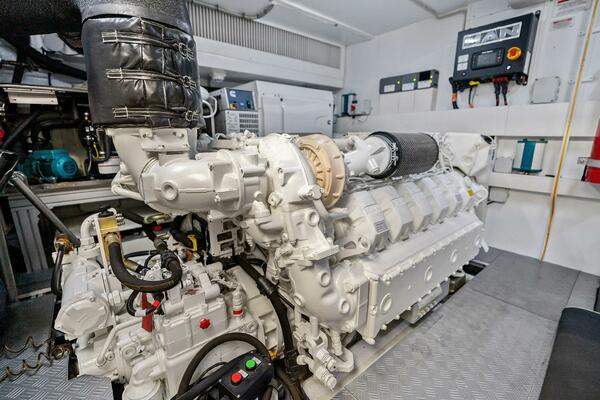 SANTA MARIA 72ft Ferretti Yachts Yacht For Sale