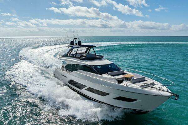 Ferretti Yachts 720 Yacht For Sale