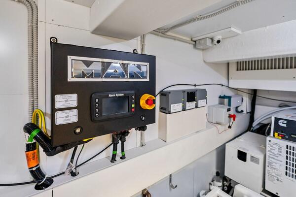 SANTA MARIA 72ft Ferretti Yachts Yacht For Sale