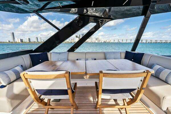 Ferretti Yachts 720 Yacht For Sale