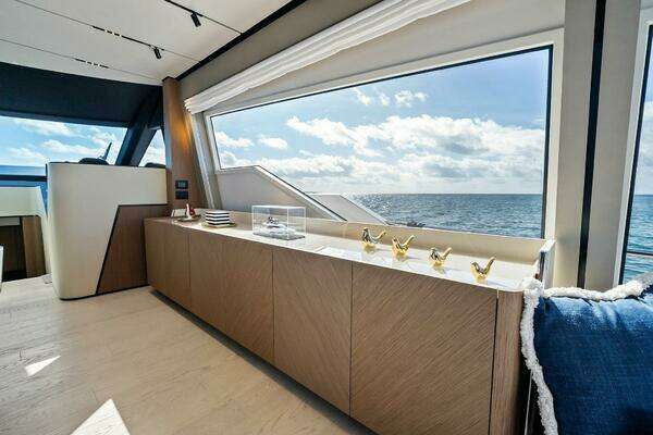 Ferretti Yachts 720 Yacht For Sale