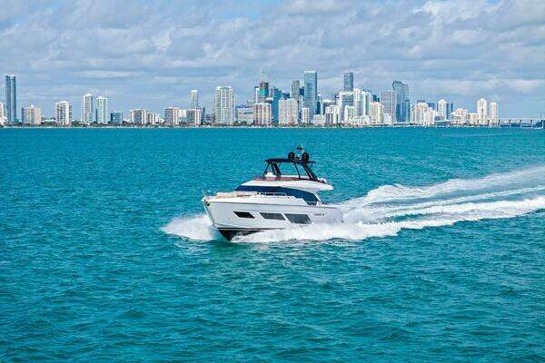 Ferretti Yachts 720 Yacht For Sale