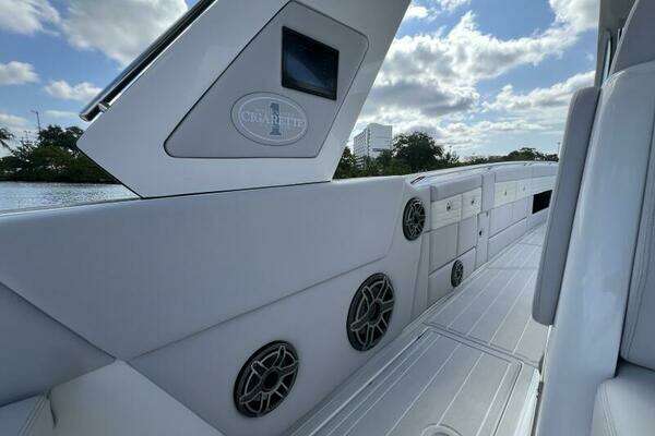 Cigarette NightHawk Yacht For Sale