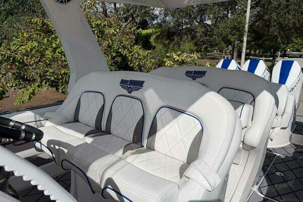 Deep Impact 399 Sport Yacht For Sale